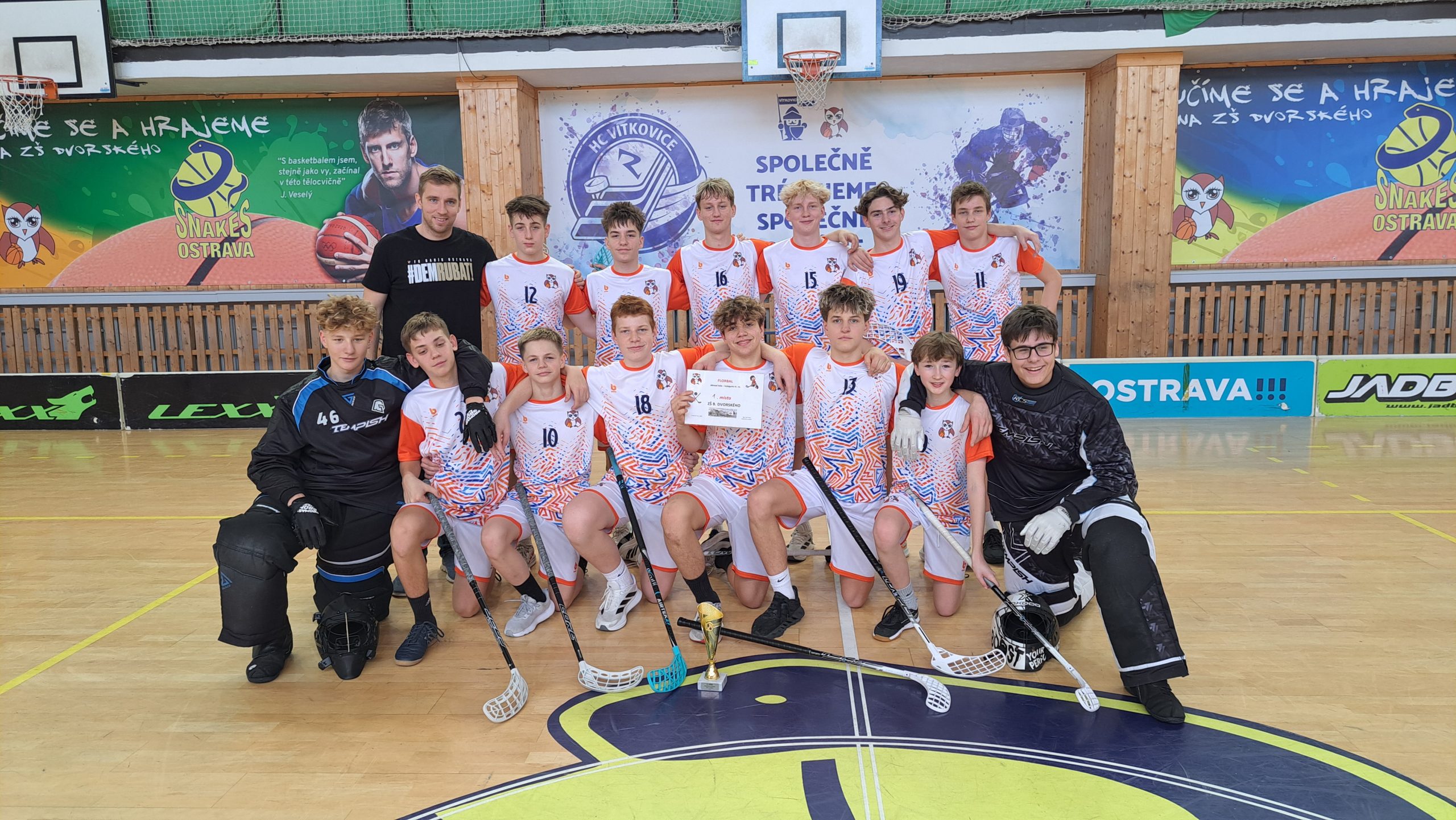Florbal: Vyhráli jsme i okresní kolo, teď nás čeká kraj